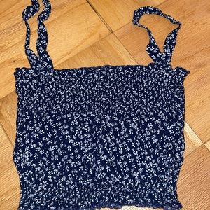 Brandy Melville crop tank top